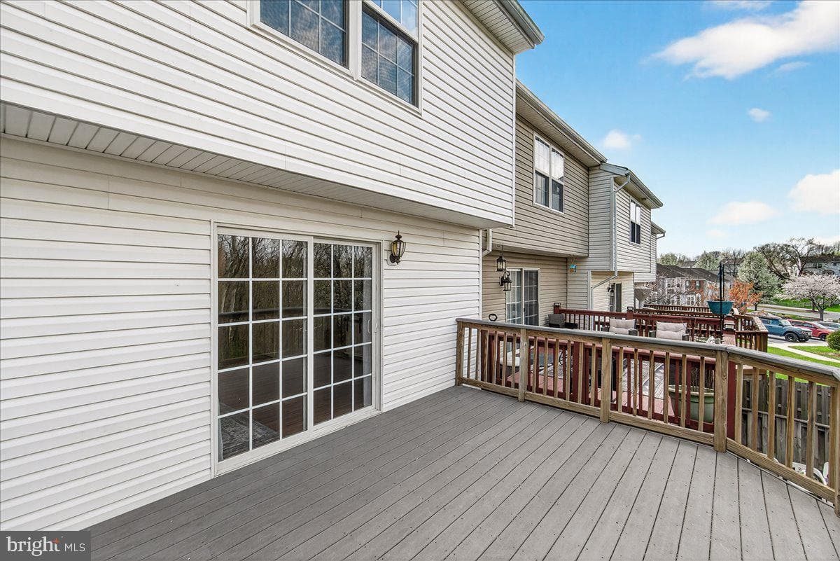 5653 Tessie Court photo 19