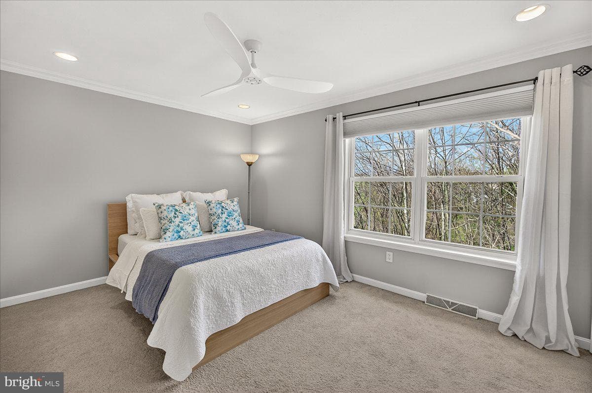 5653 Tessie Court photo 20