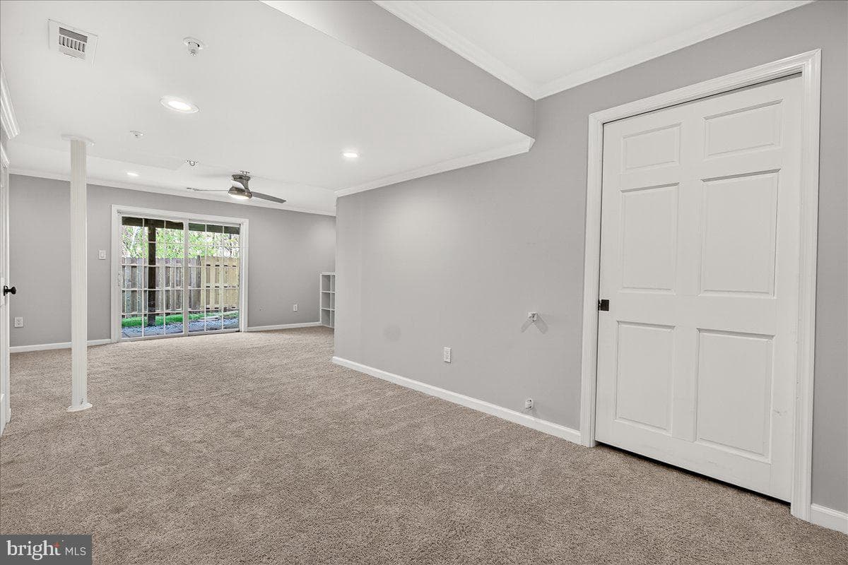 5653 Tessie Court photo 28