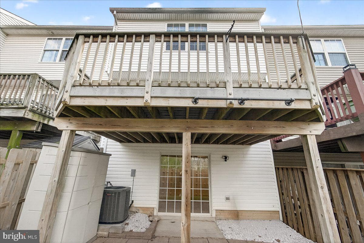 5653 Tessie Court photo 35