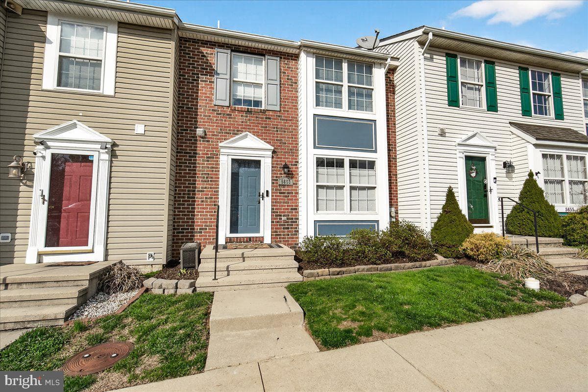 5653 Tessie Court photo 38