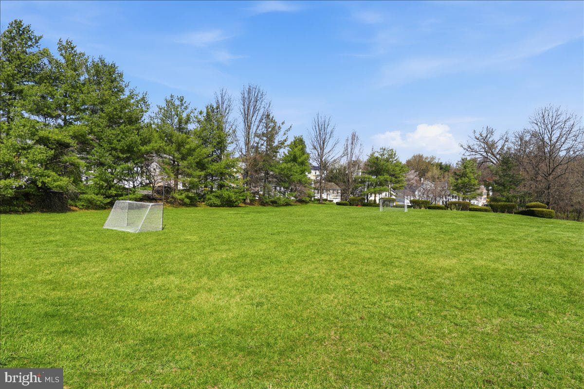 5653 Tessie Court photo 49