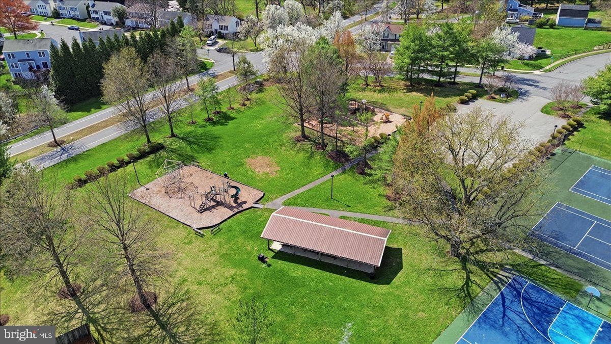 5653 Tessie Court photo 51