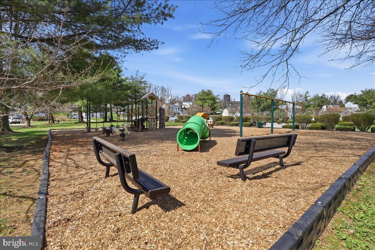 5653 Tessie Court photo 55