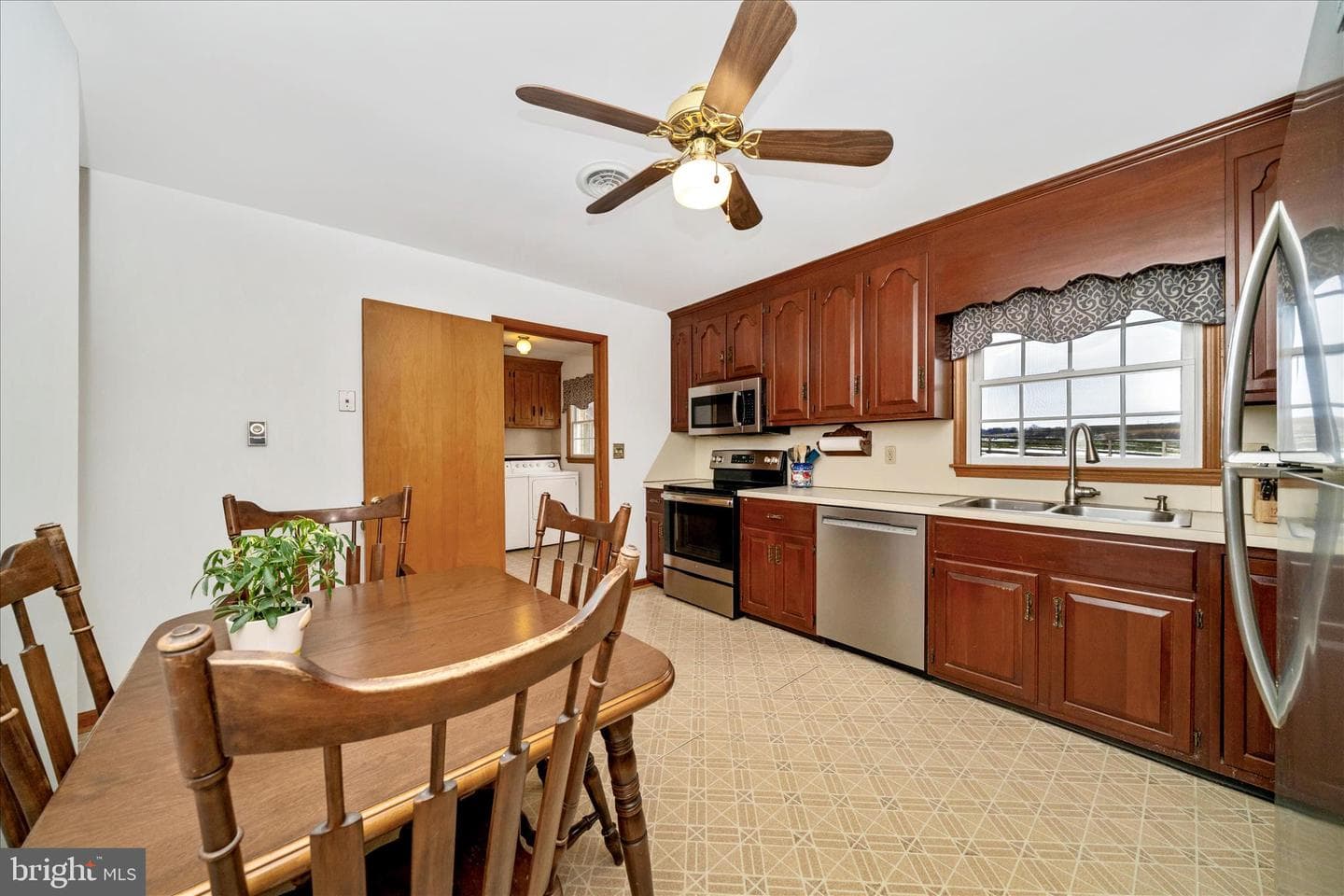 8415 Crum Road photo 15