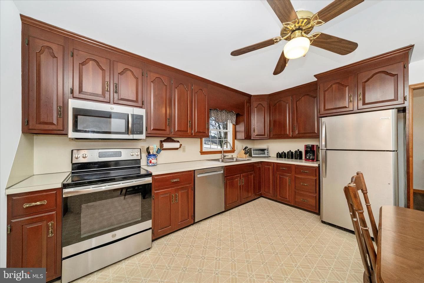 8415 Crum Road photo 18
