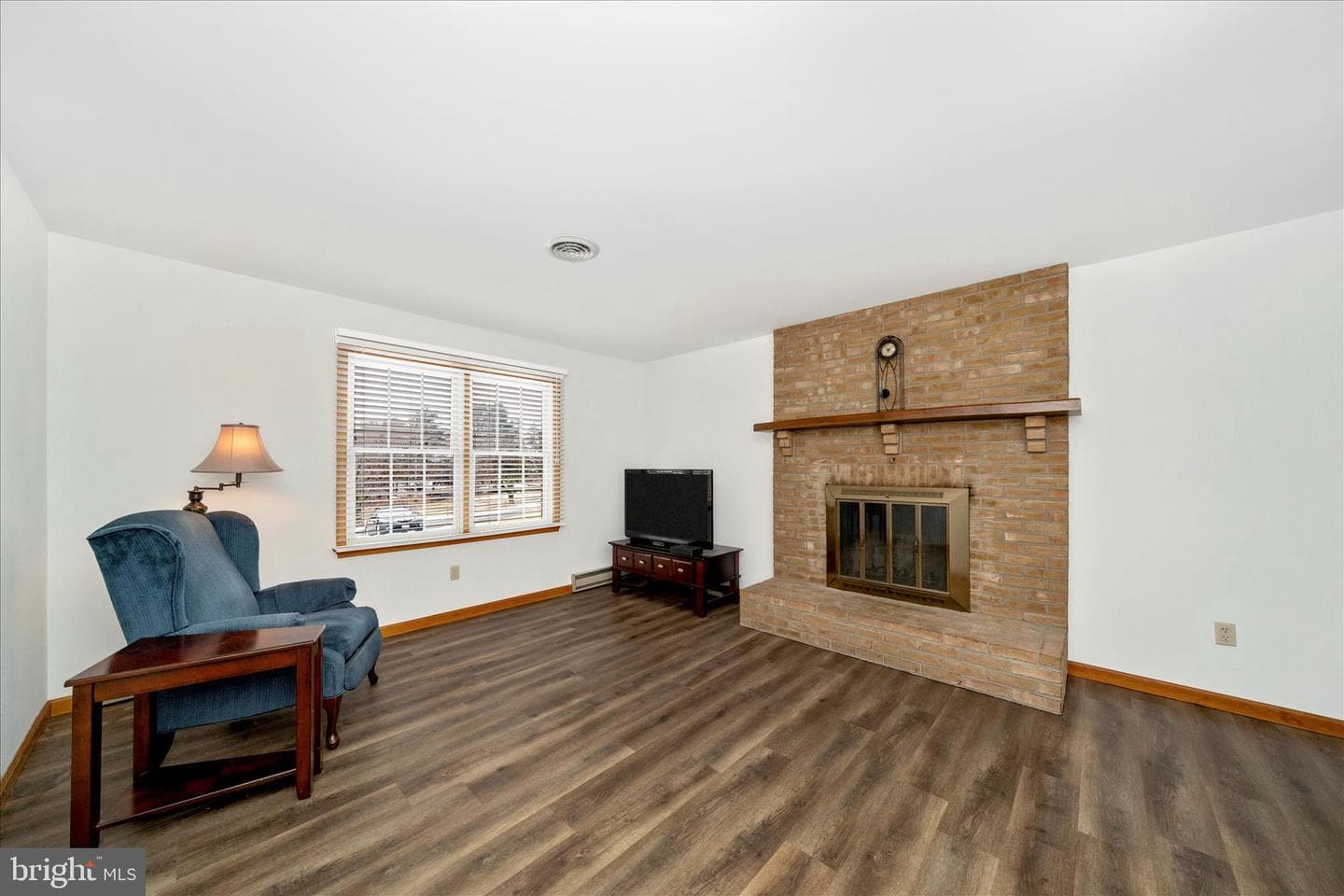 8415 Crum Road photo 9