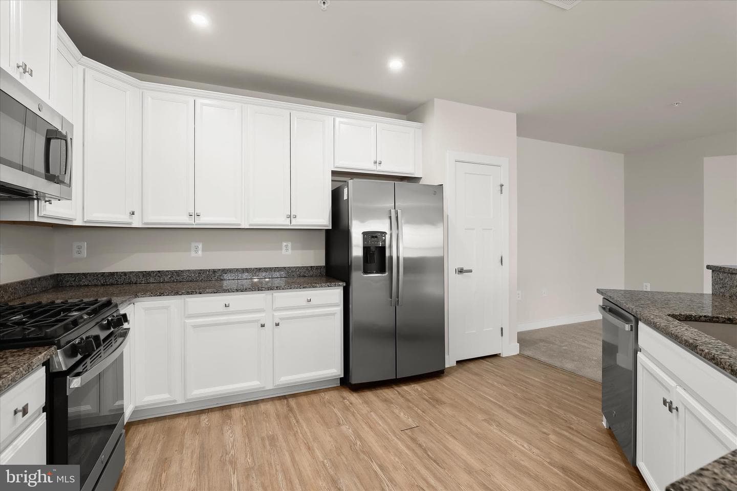3422 Angelica Way #103 photo 11