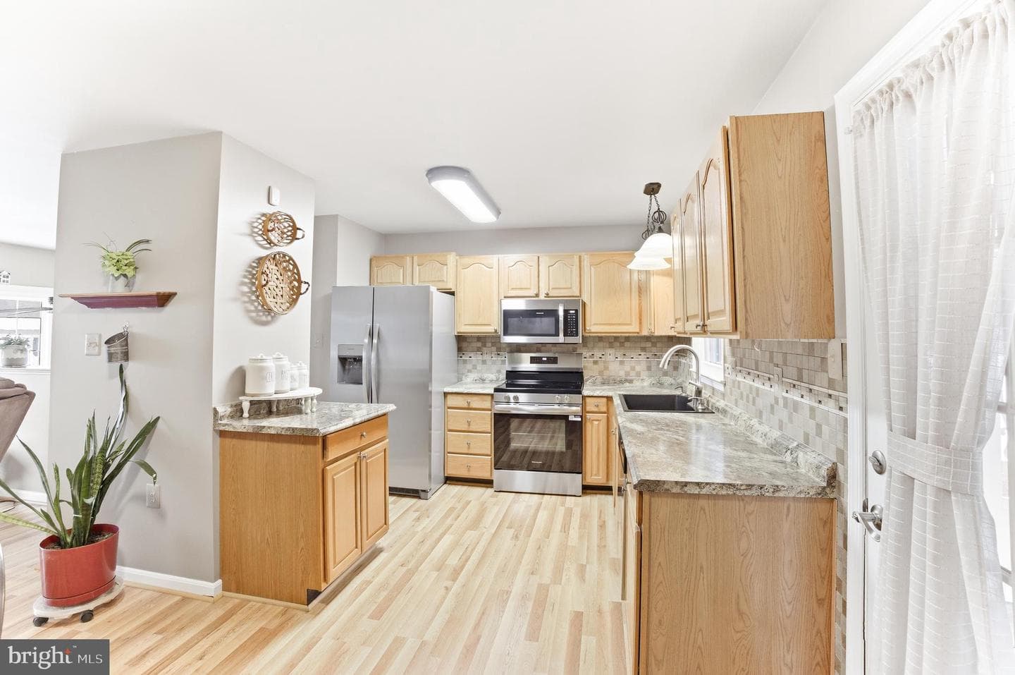 1 Walnut Pond Court photo 11