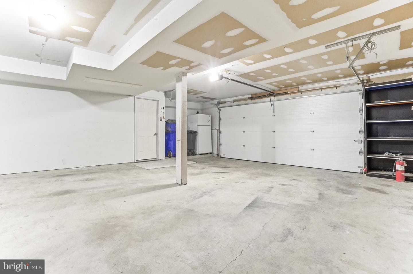 1 Walnut Pond Court photo 25