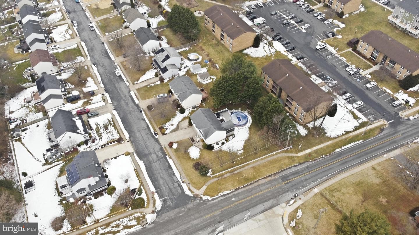 1 Walnut Pond Court photo 29
