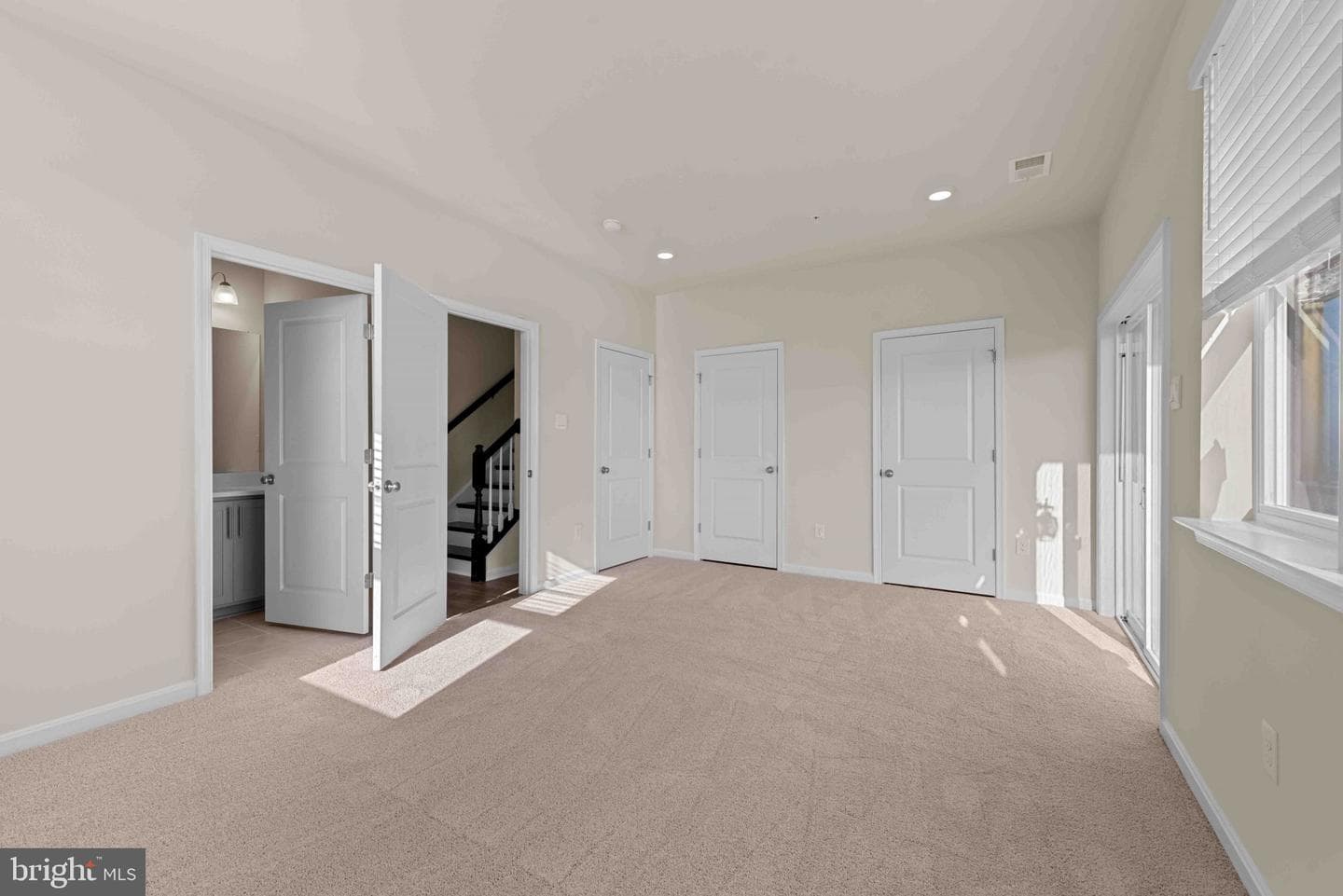 417 Ensemble Way photo 6