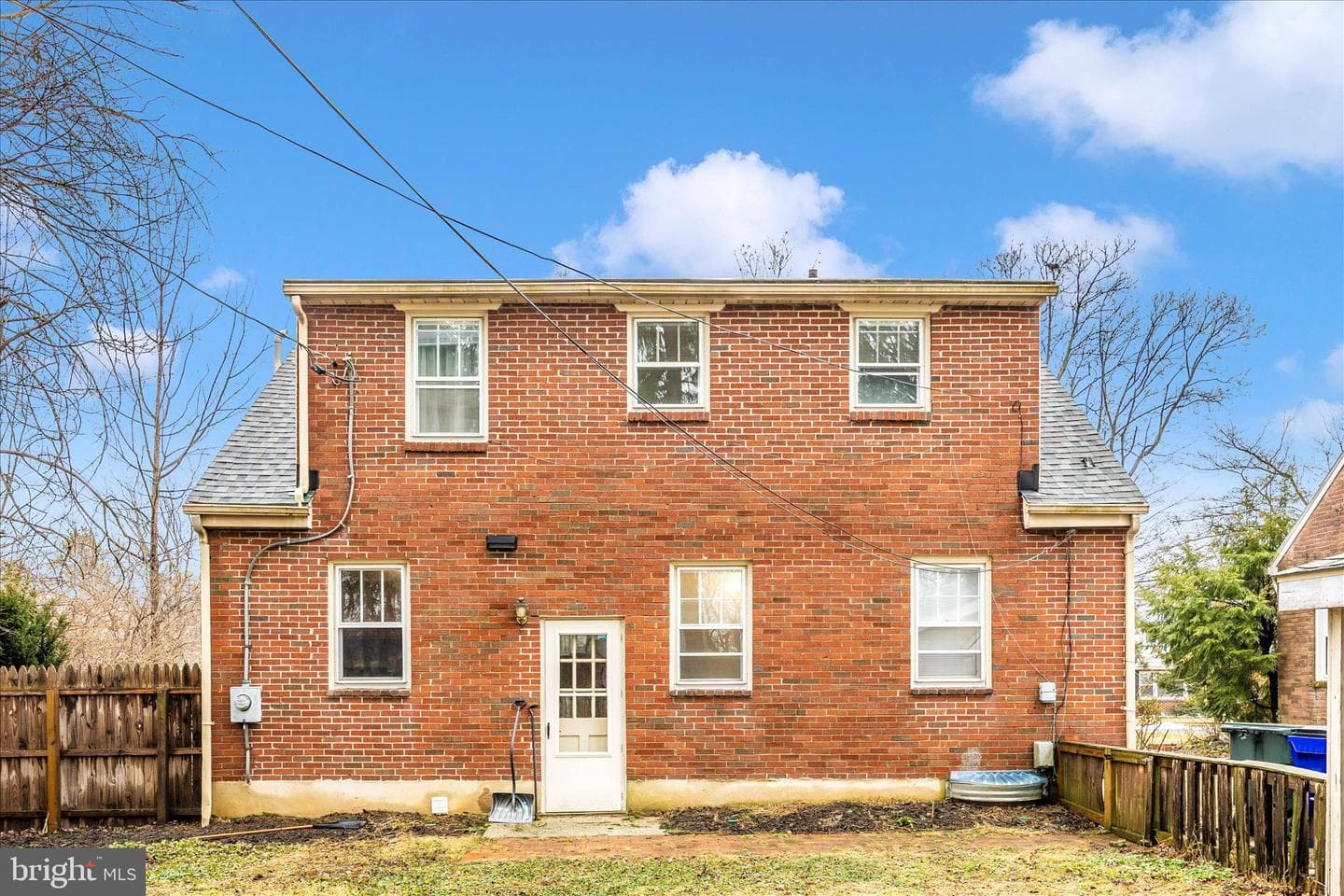 633 Lee Place photo 43