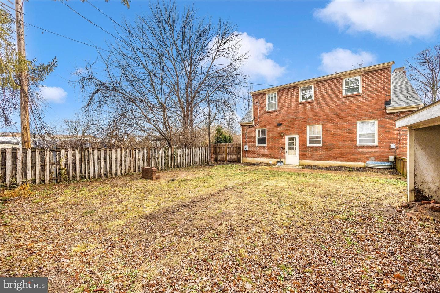 633 Lee Place photo 44