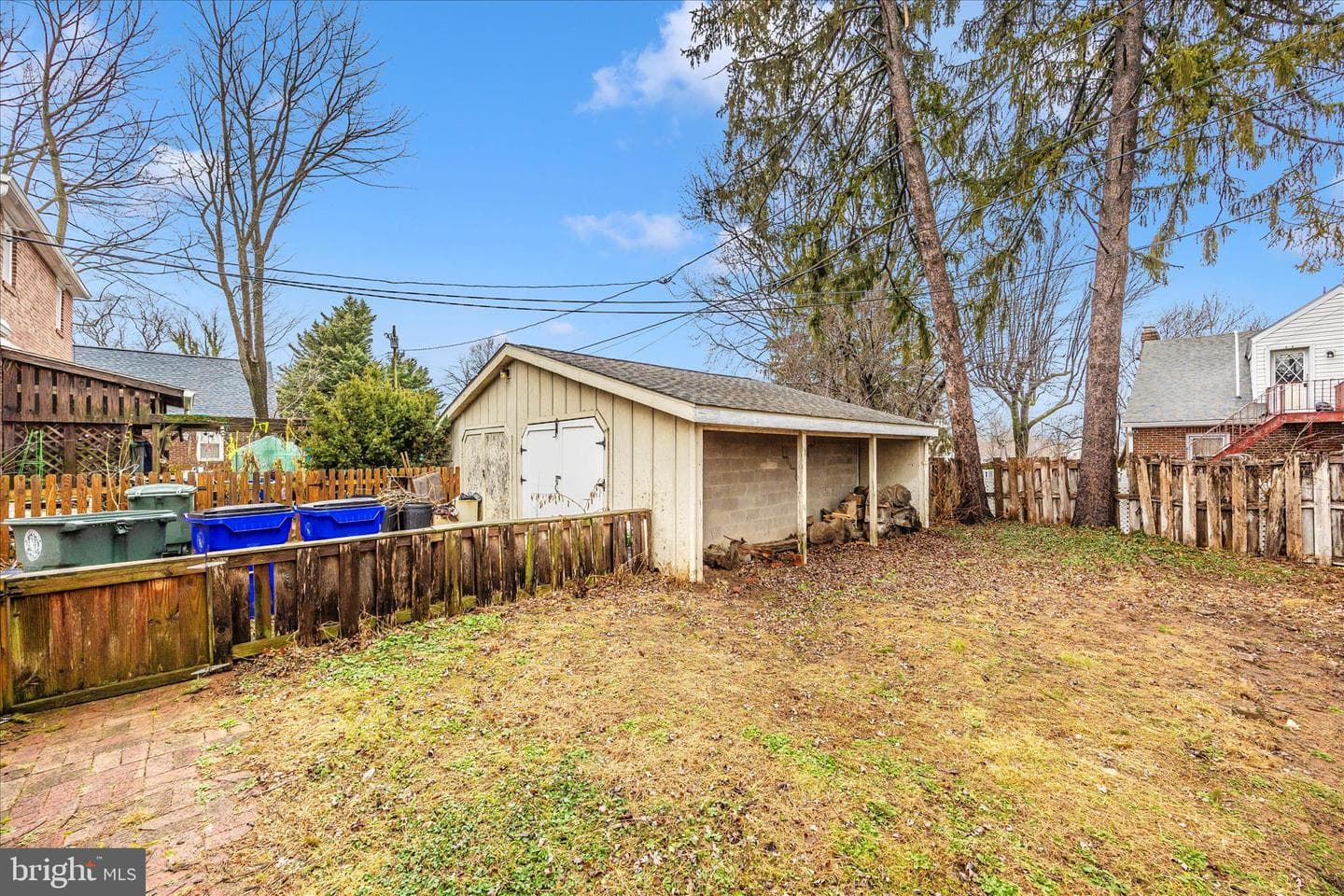 633 Lee Place photo 46