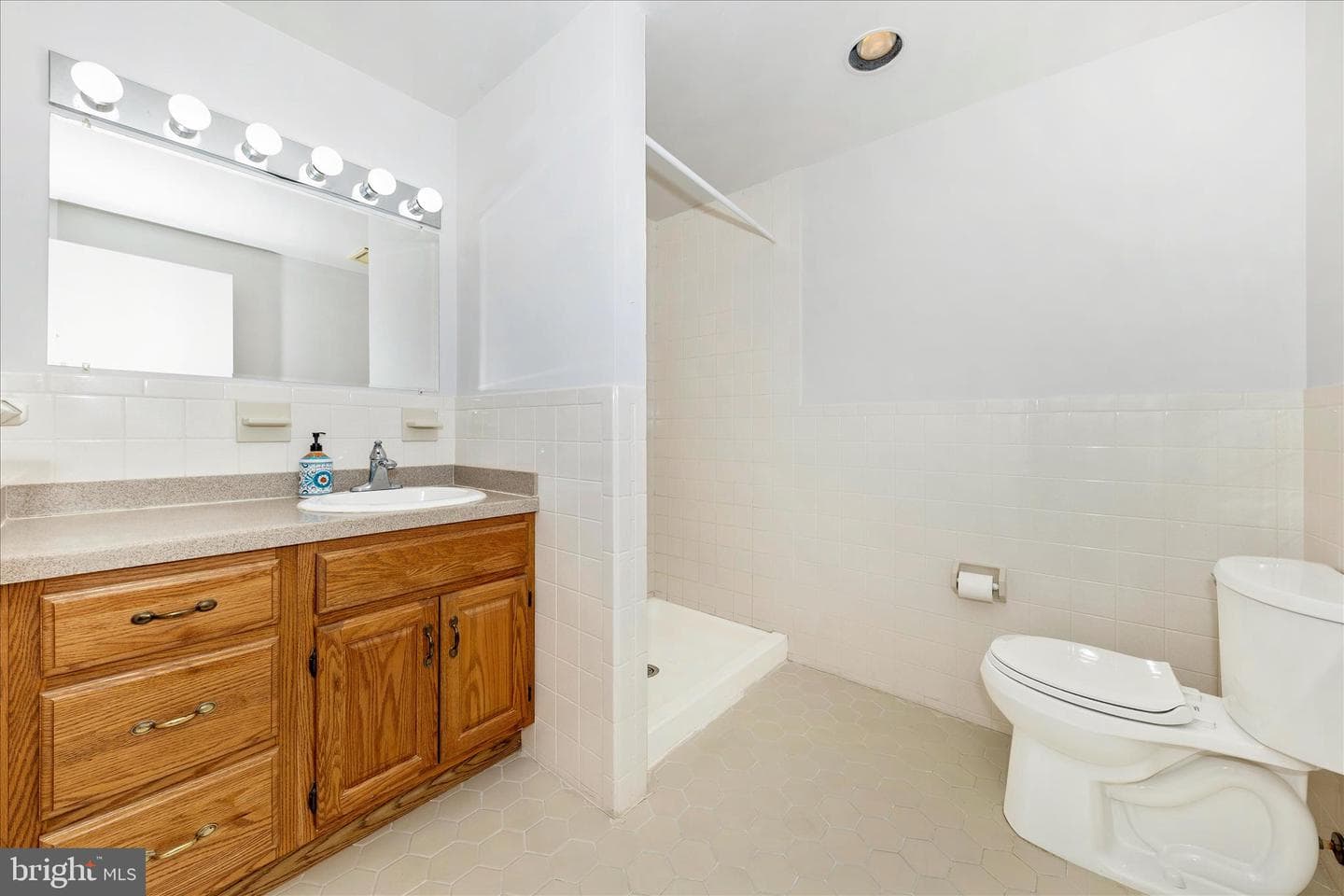 3487 Augusta Drive photo 36