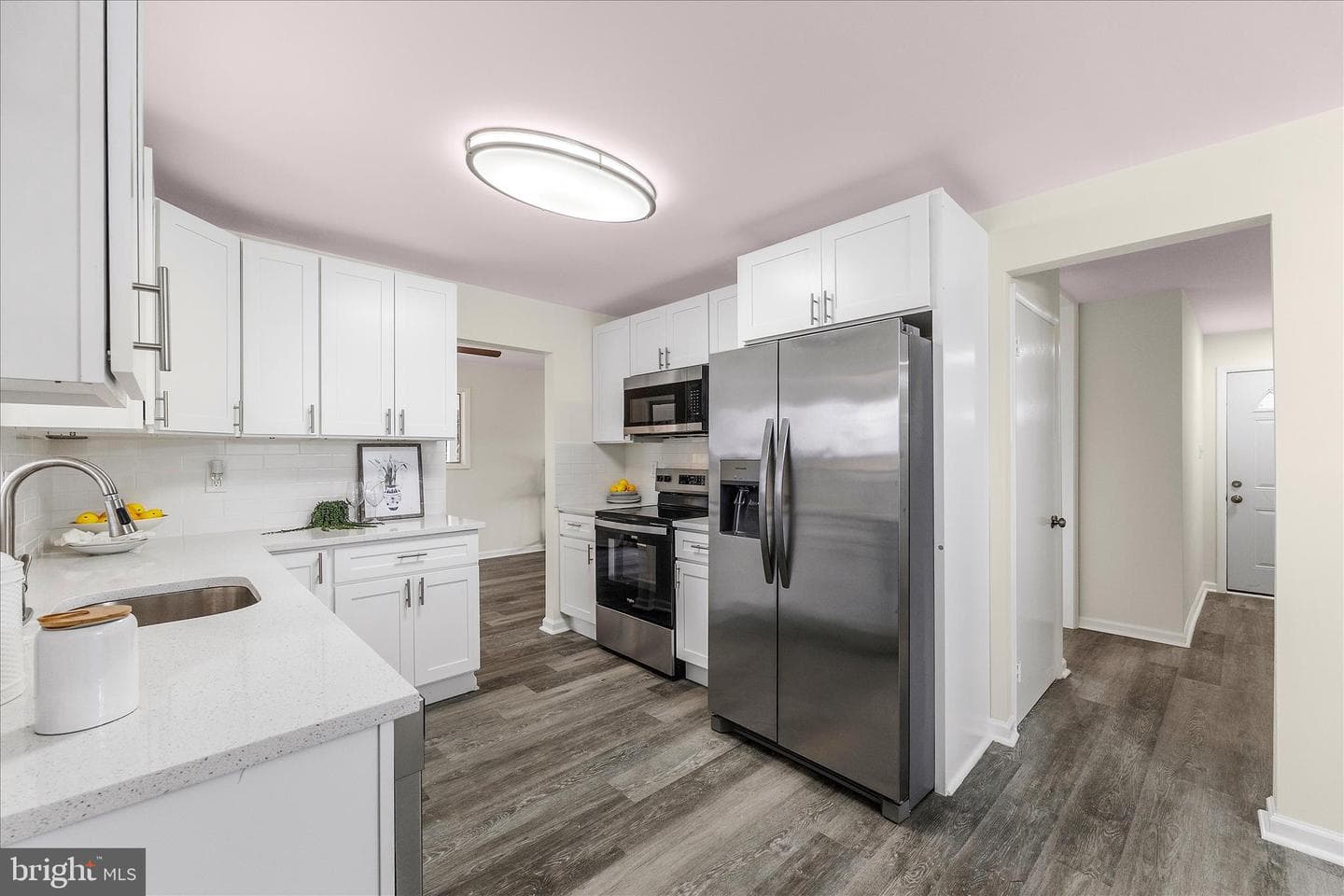 8795 Hickory Hill photo 2