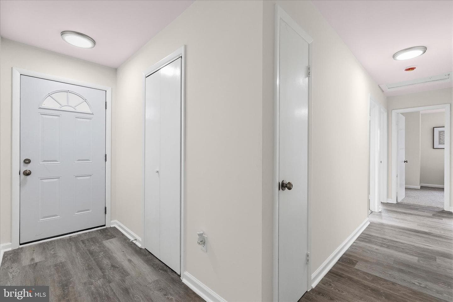 8795 Hickory Hill photo 7