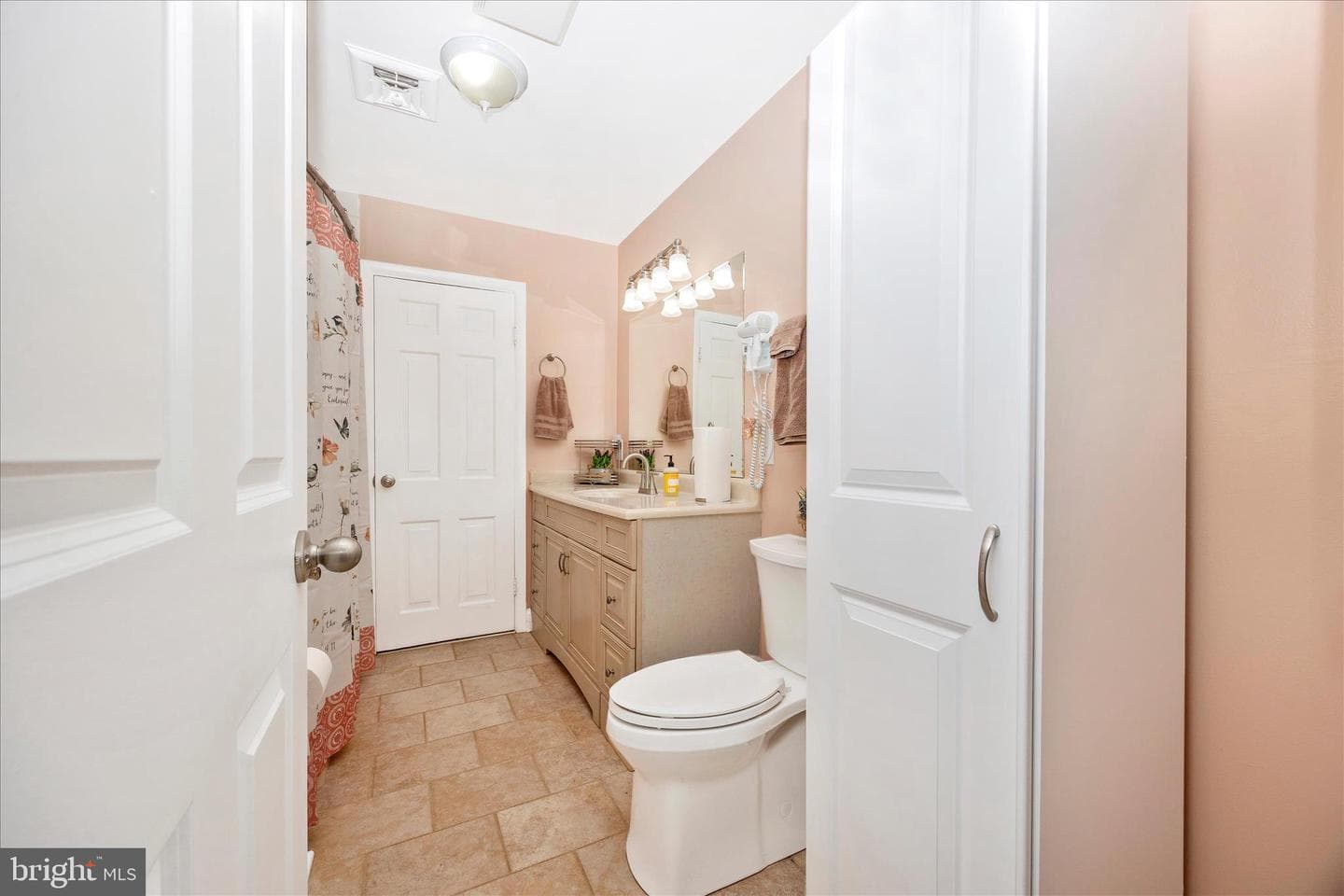 1676 Monument Road photo 24