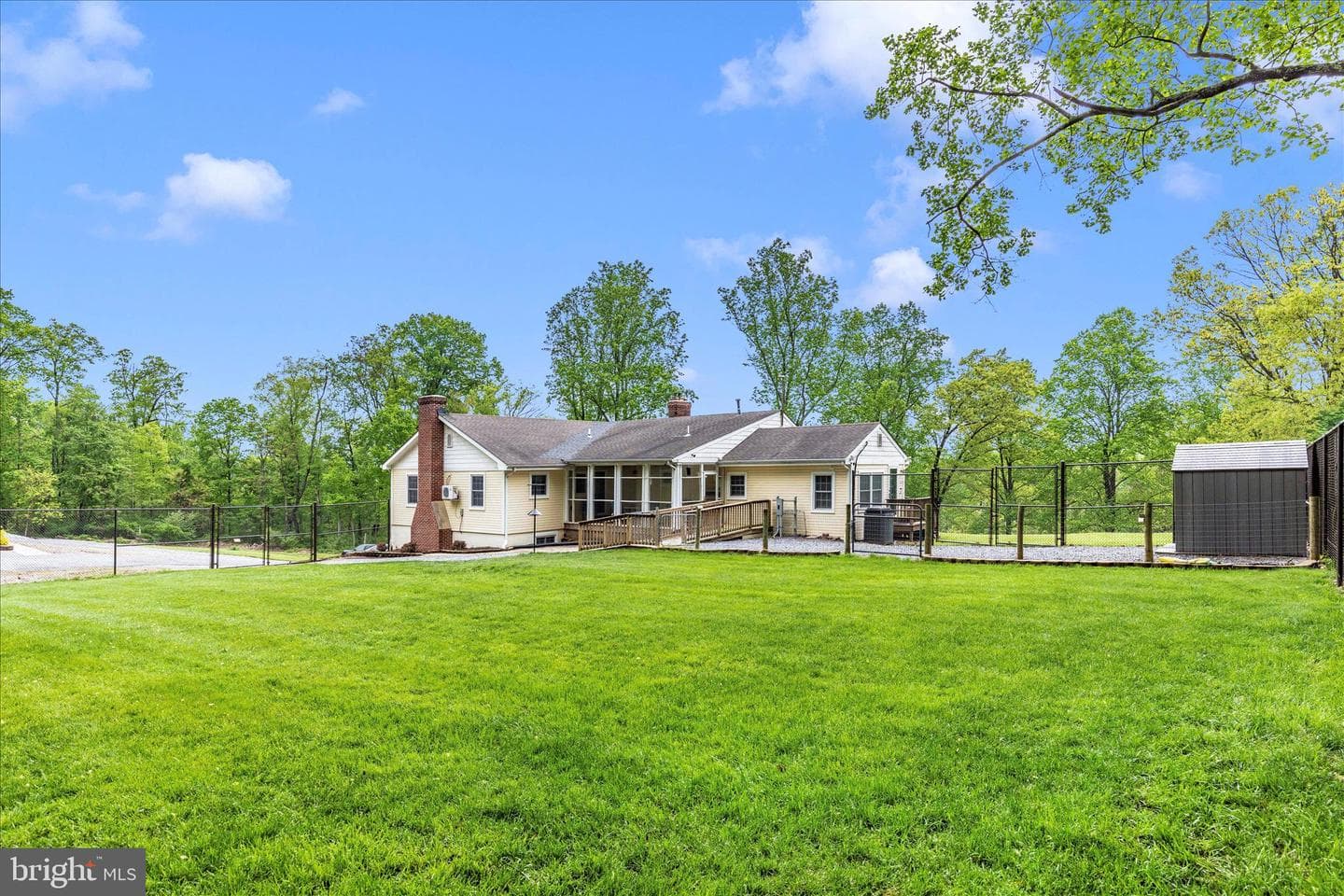 1676 Monument Road photo 38