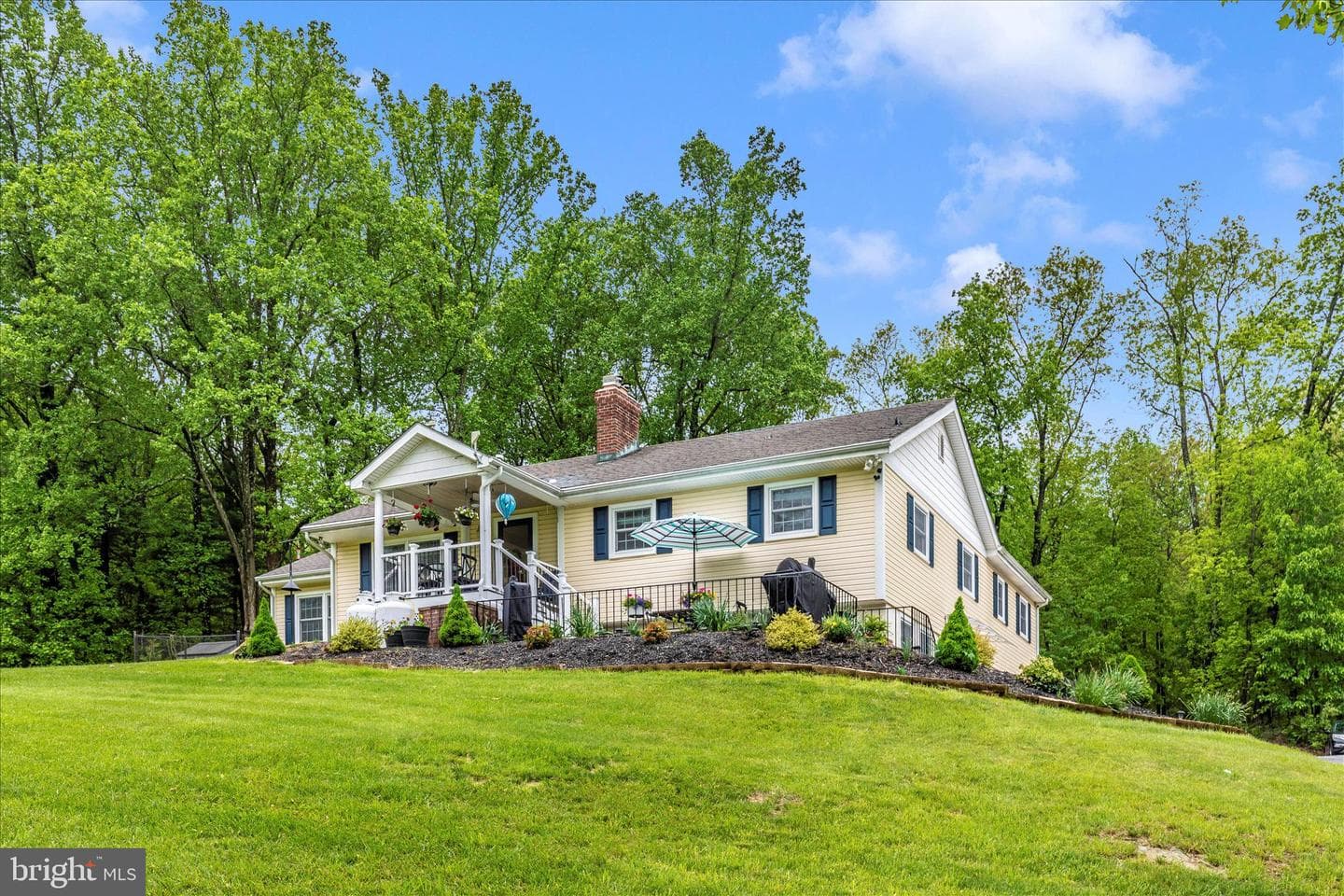 1676 Monument Road photo 42