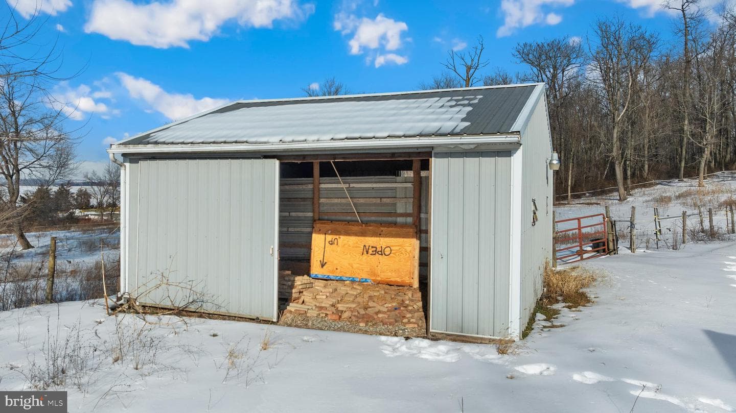 12420 Smith Lane photo 18