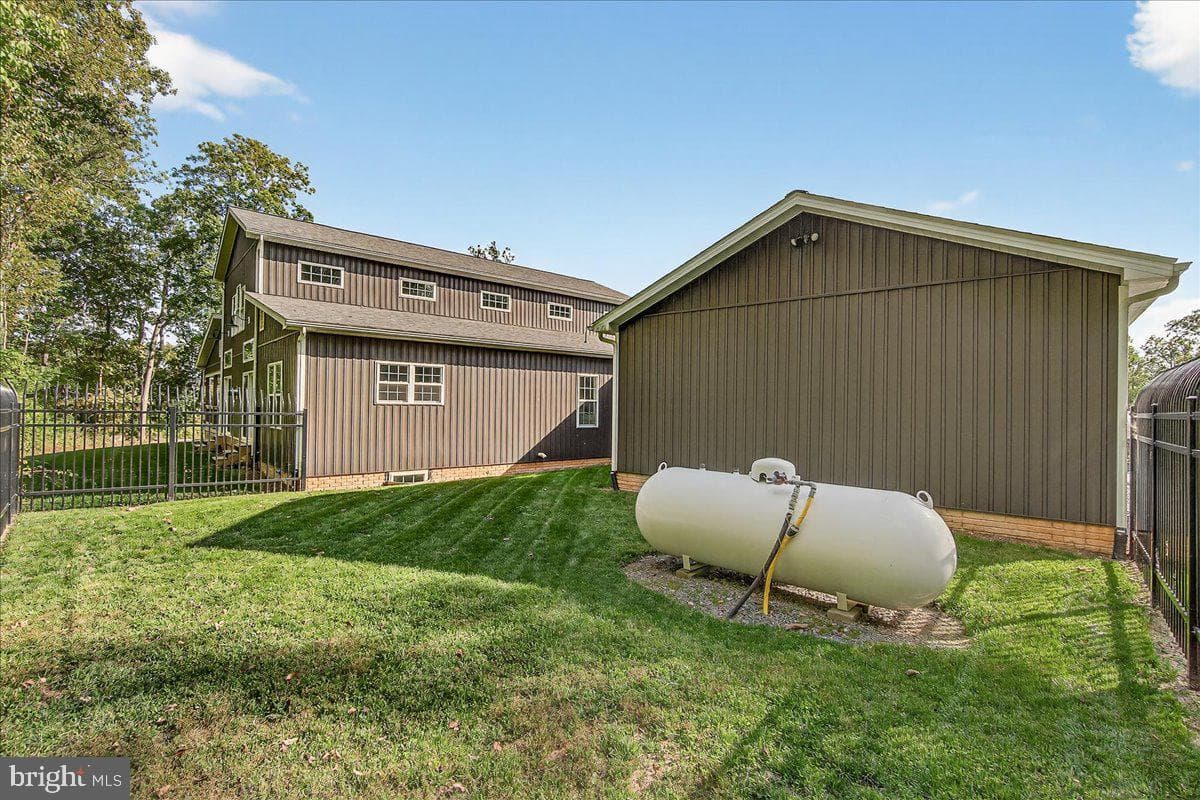 13974 Brown Road photo 49