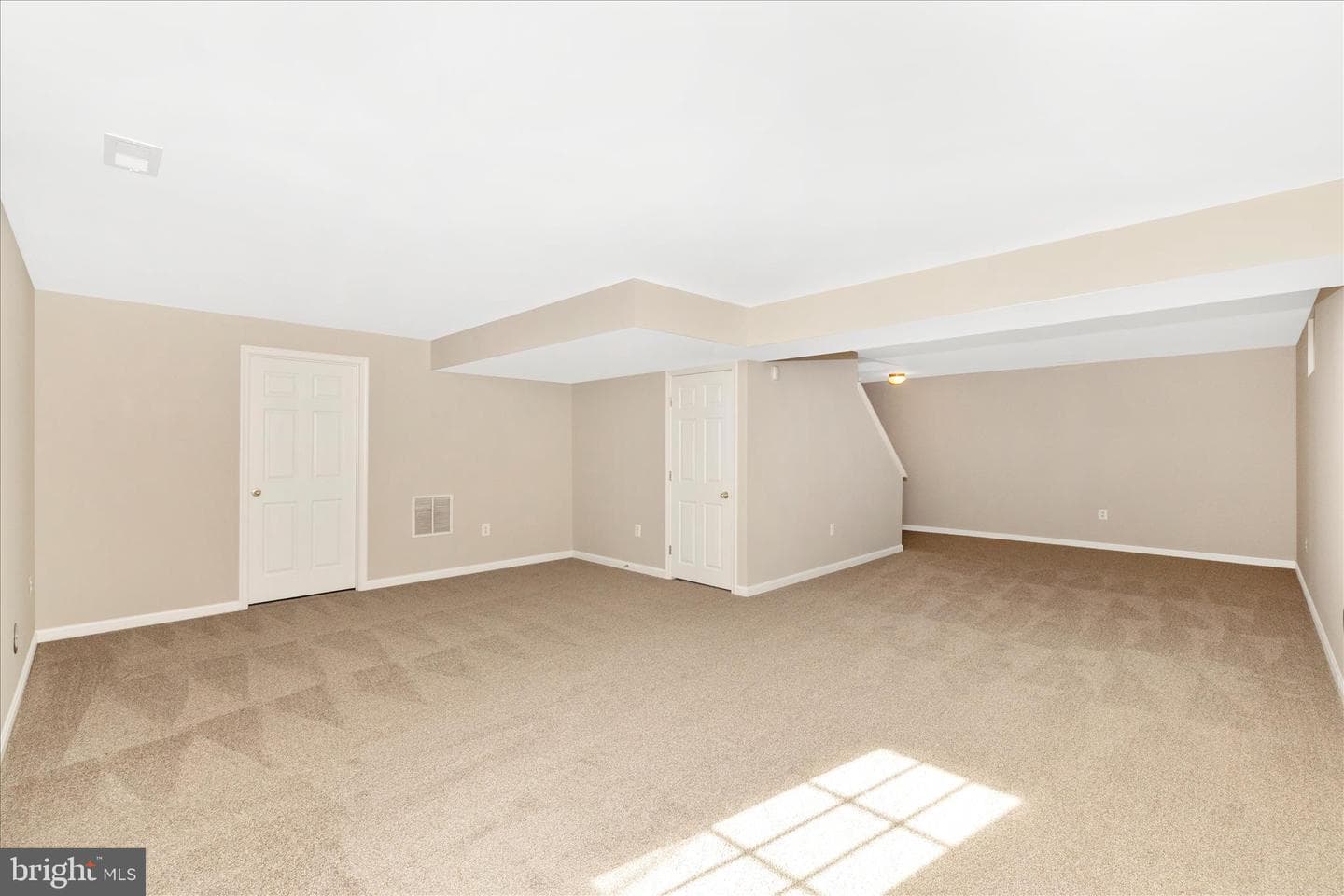 102 Sunlight Drive photo 46