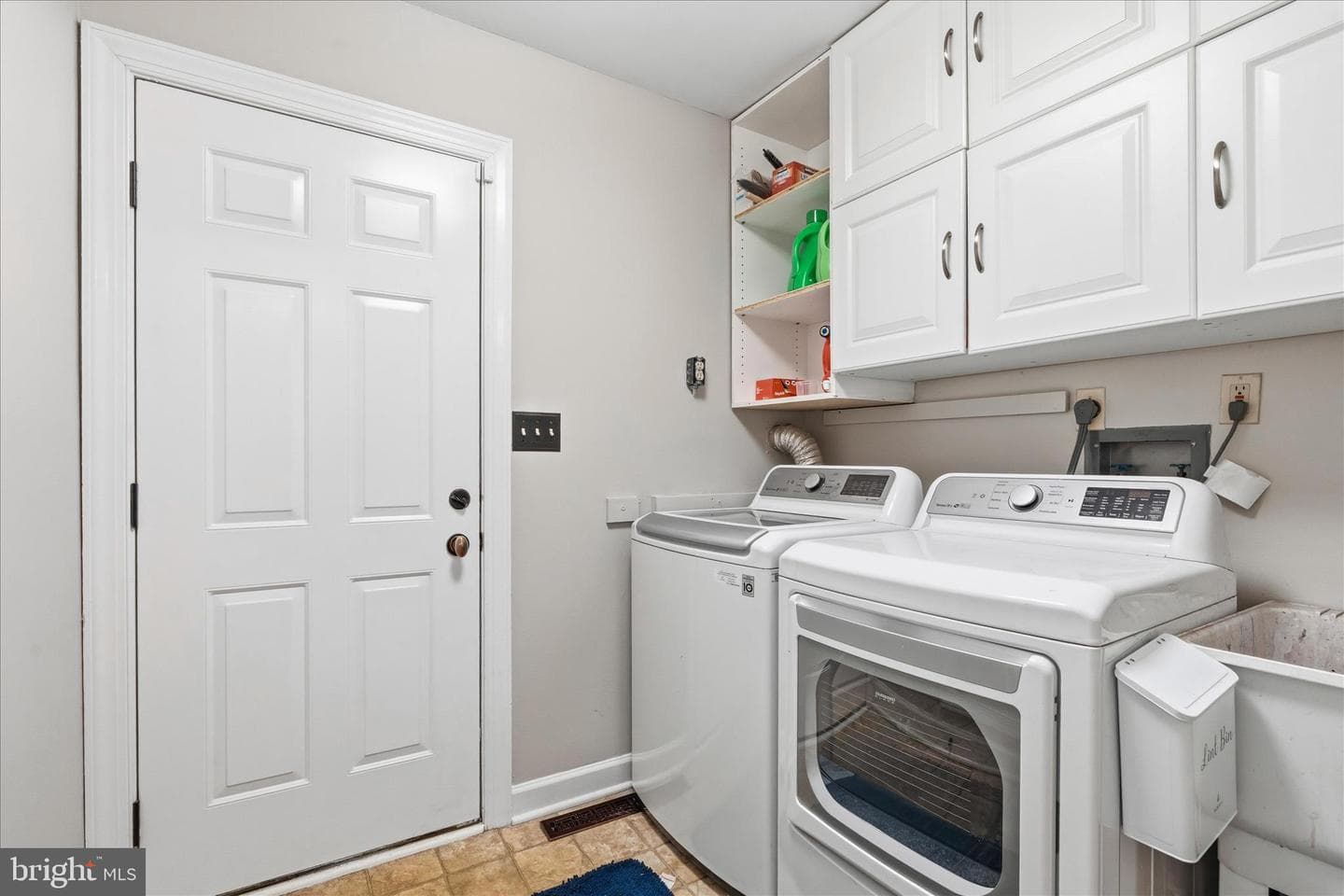 3293 N Hill Court photo 41