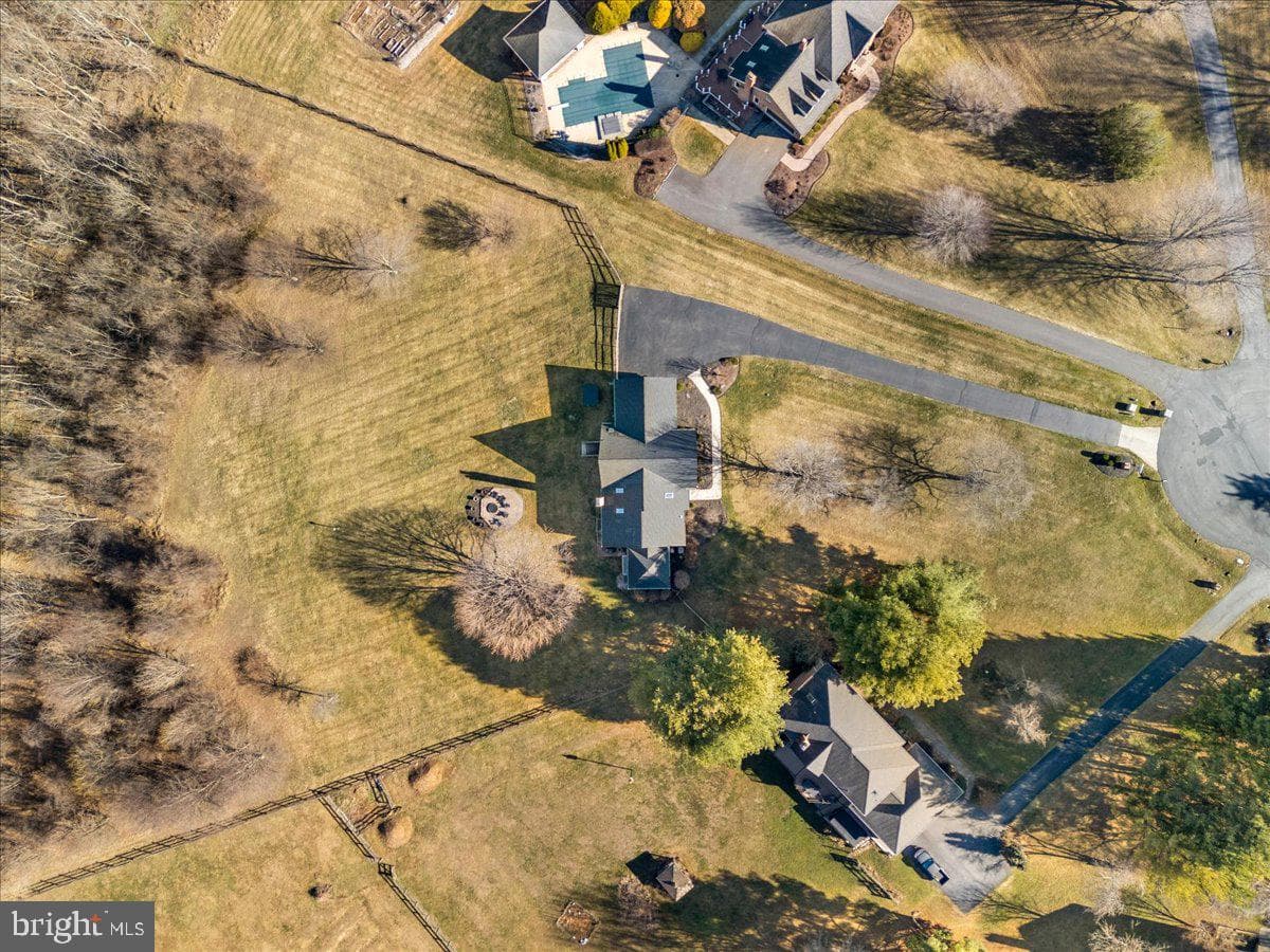 3293 N Hill Court photo 74