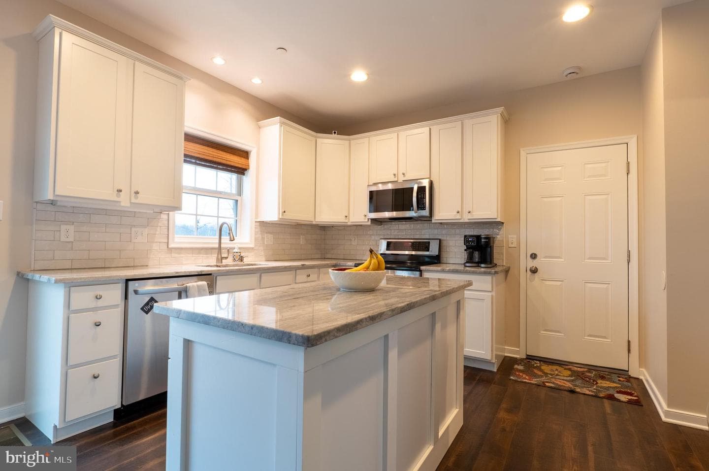 6348 Quinn Road photo 10