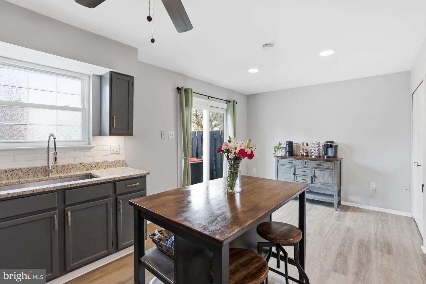 6844 Carnation Circle photo 15