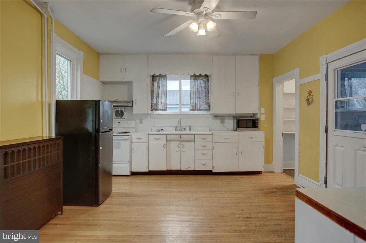 22 Virginia Avenue photo 15