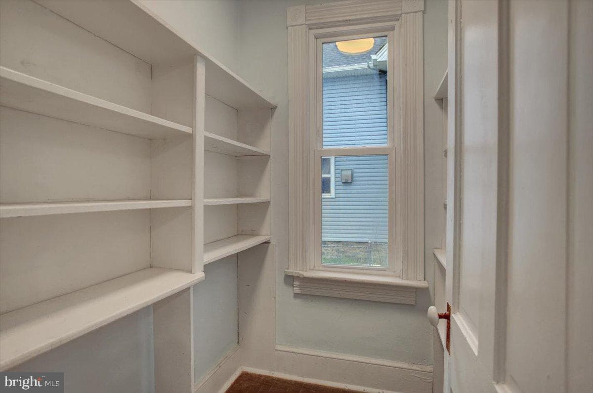 22 Virginia Avenue photo 19