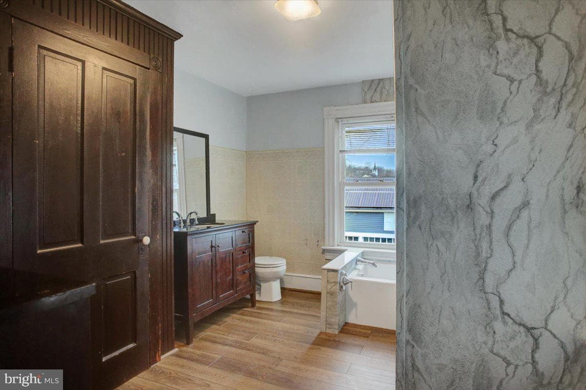 22 Virginia Avenue photo 21
