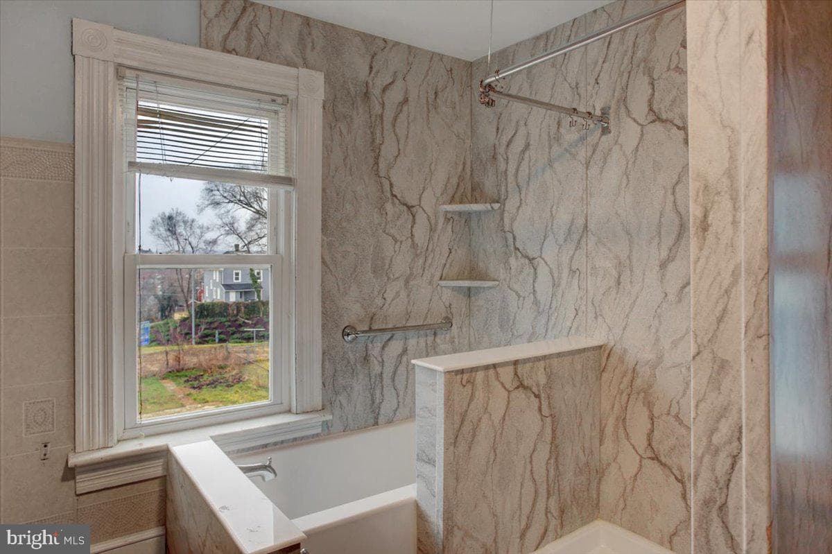 22 Virginia Avenue photo 22