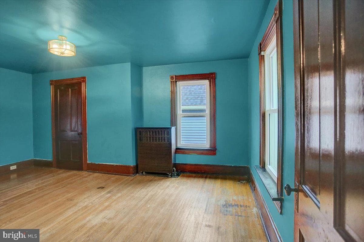 22 Virginia Avenue photo 31