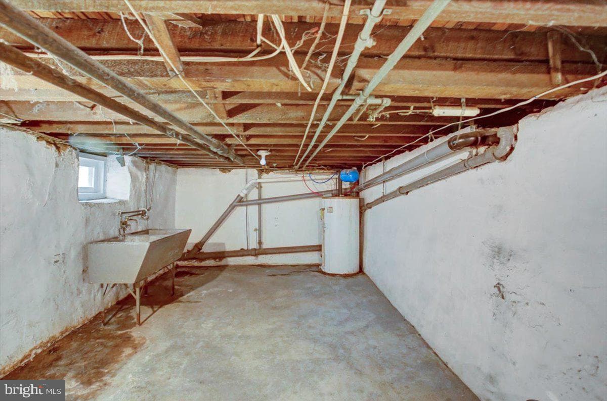 22 Virginia Avenue photo 35