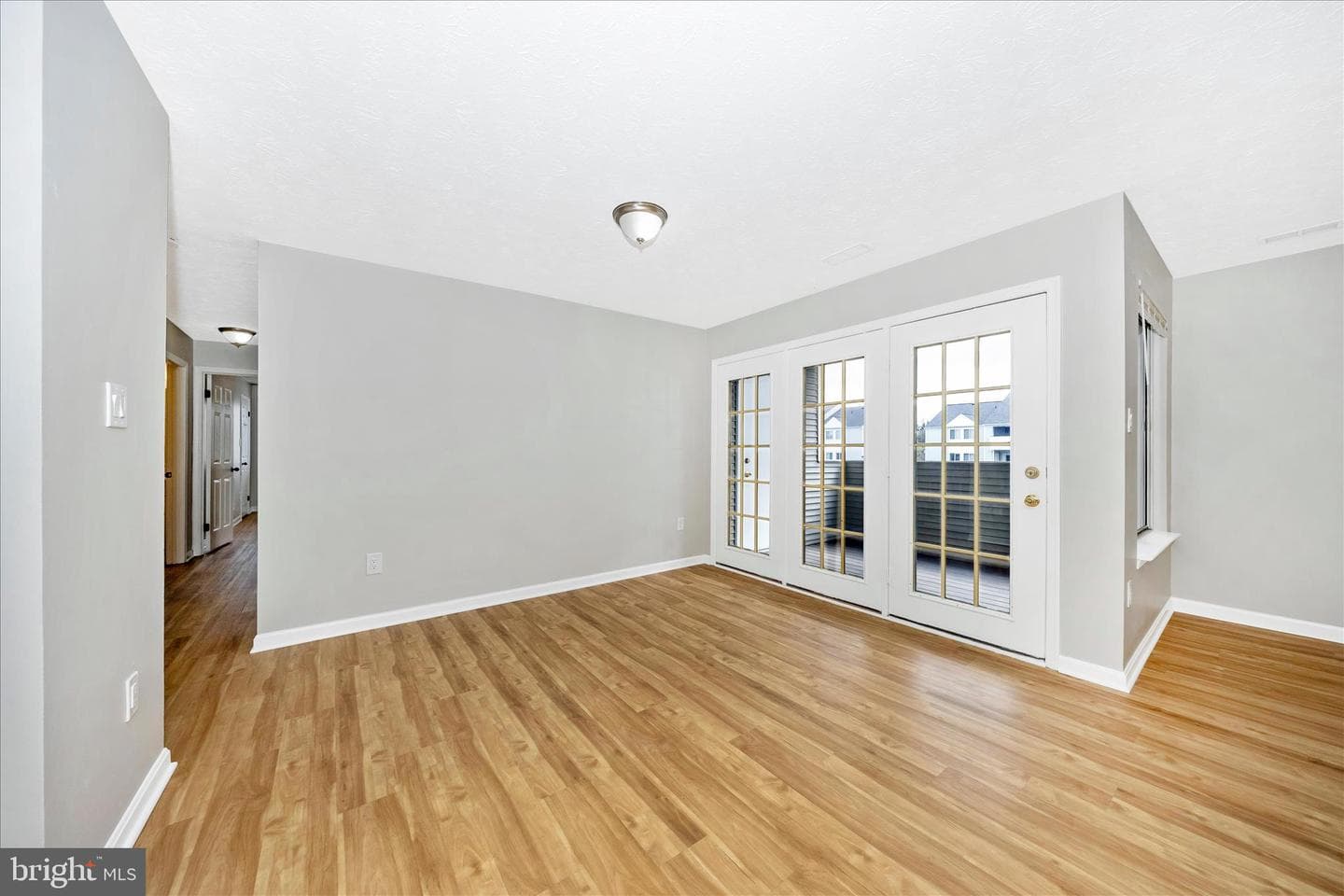 2137 Wainwright Court #1b photo 11