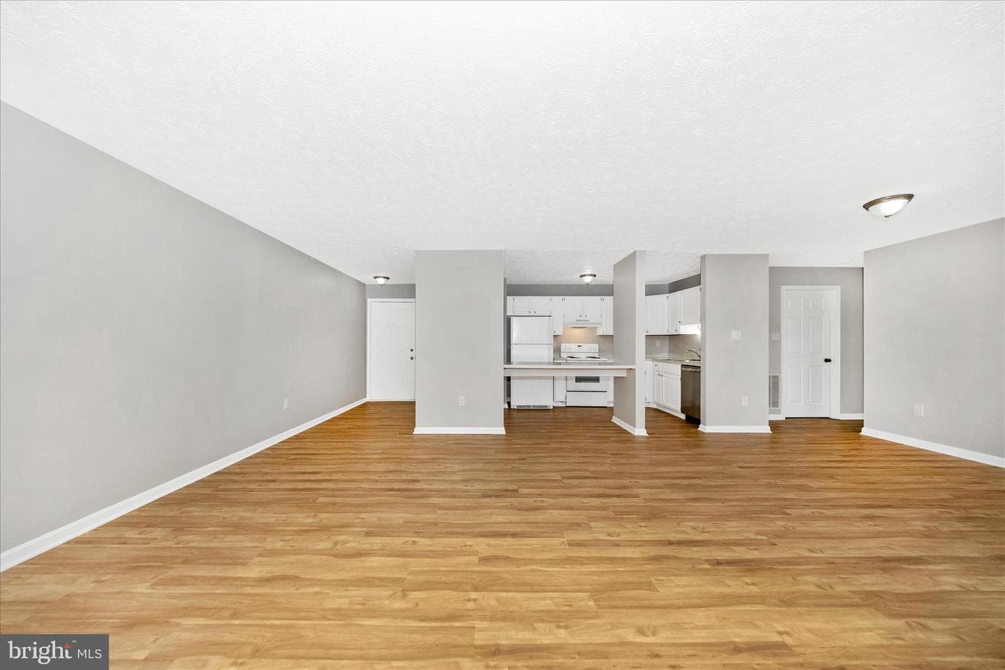2137 Wainwright Court #1b photo 14