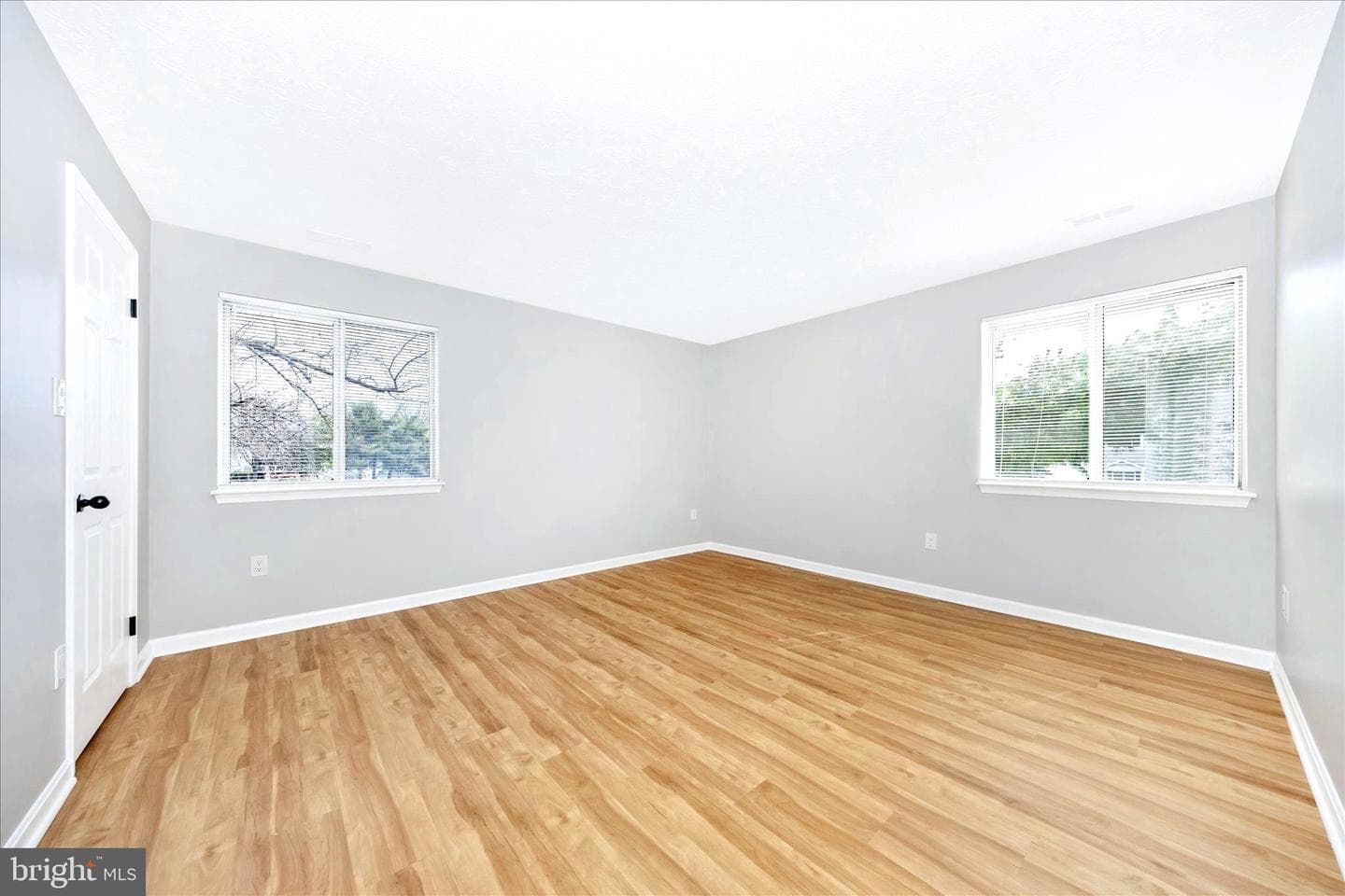 2137 Wainwright Court #1b photo 24