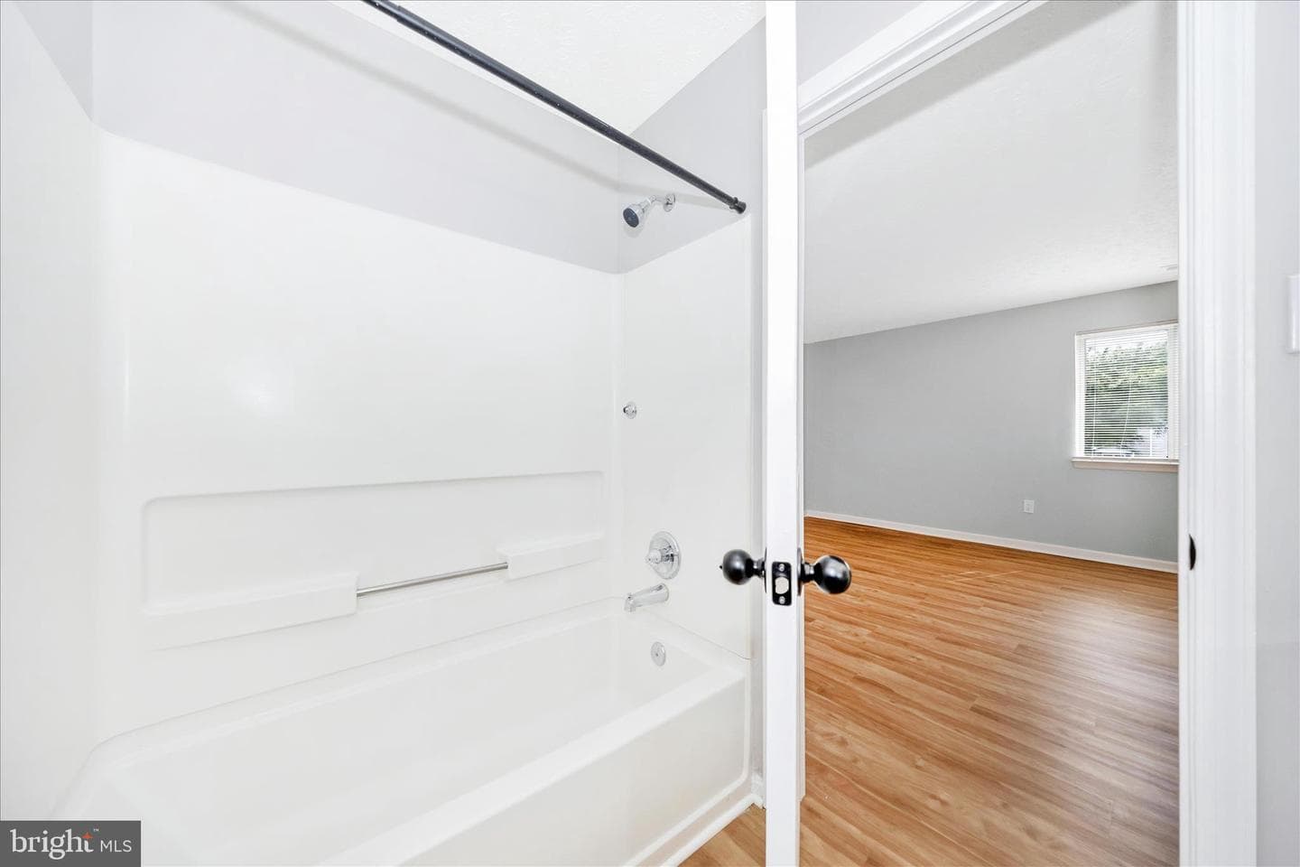 2137 Wainwright Court #1b photo 30