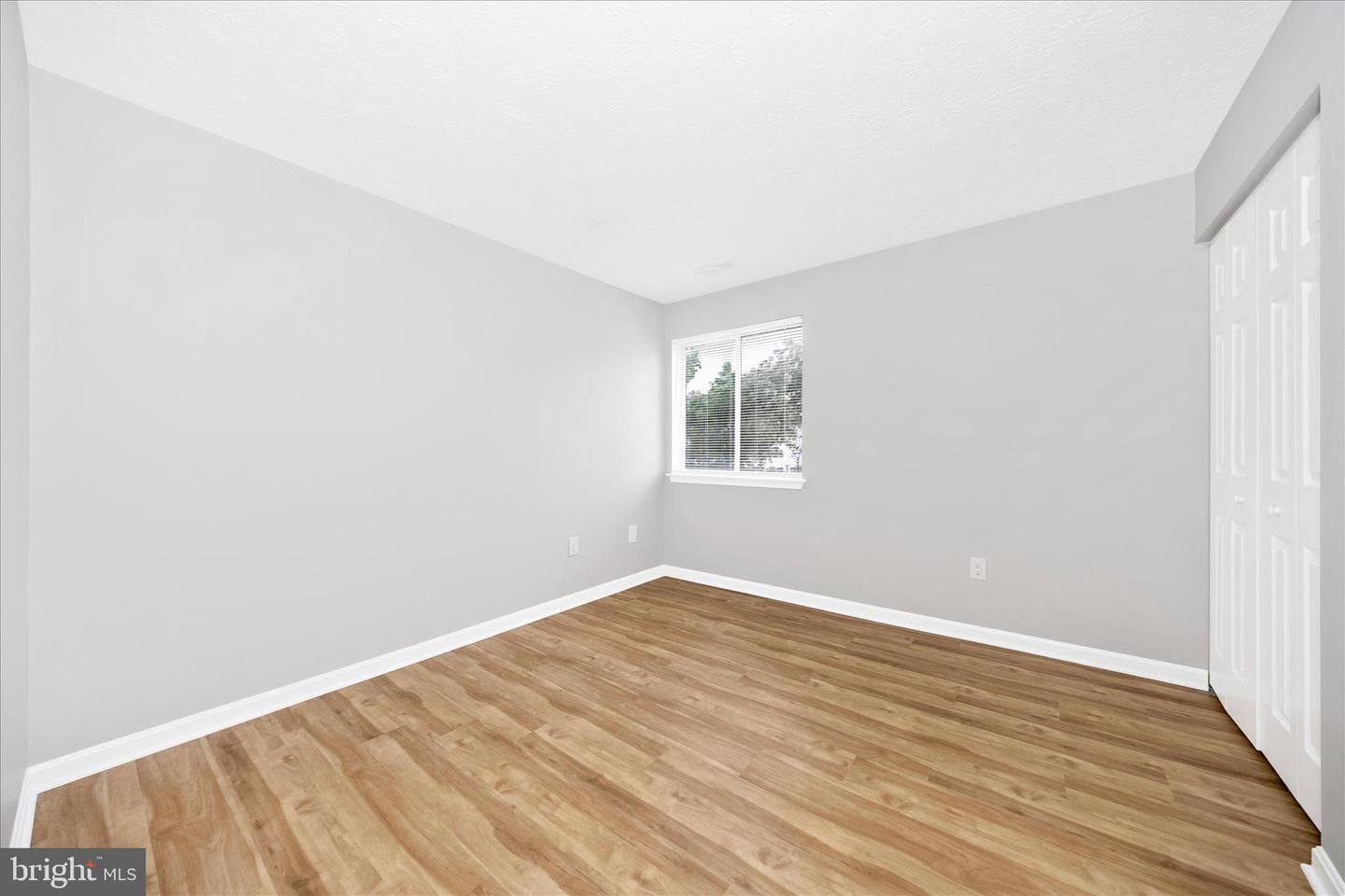 2137 Wainwright Court #1b photo 32
