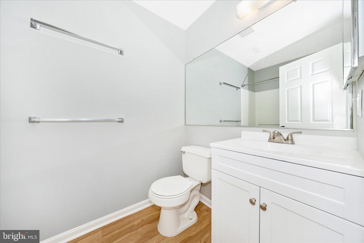 2137 Wainwright Court #1b photo 35