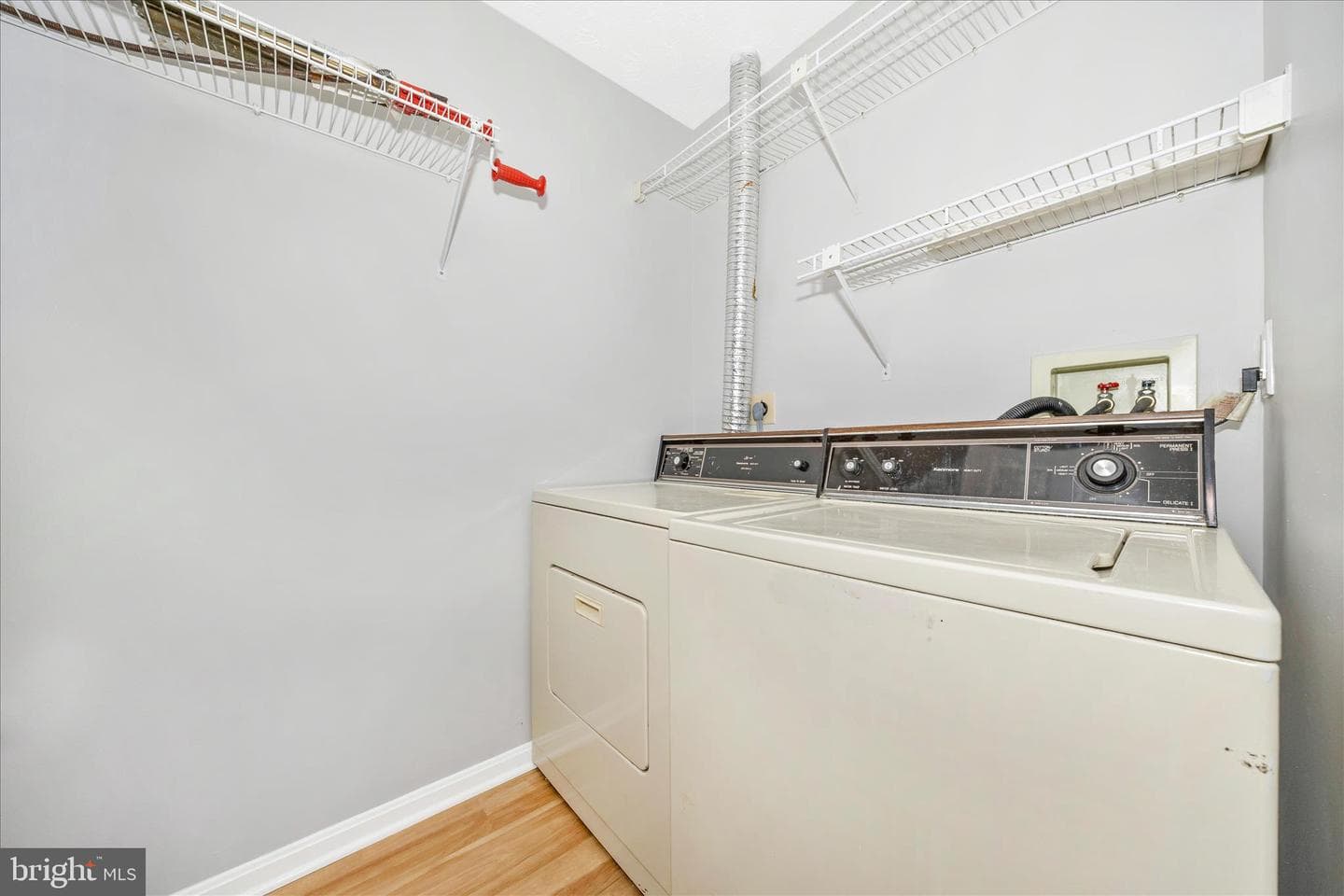 2137 Wainwright Court #1b photo 37
