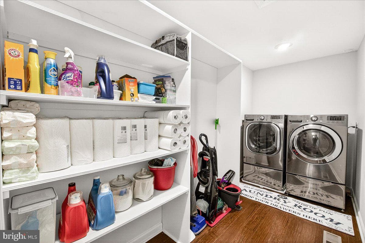 6303 Edgeware Court photo 28