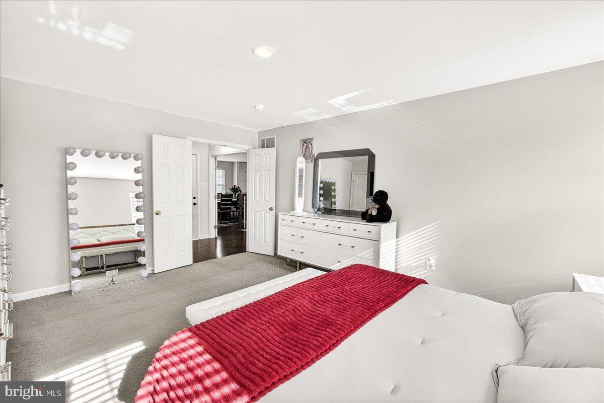 6303 Edgeware Court photo 30