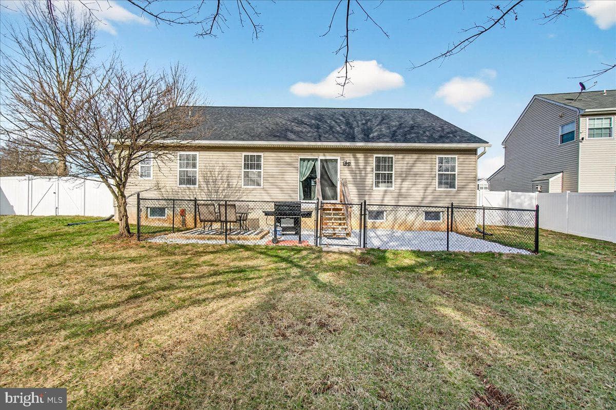 6303 Edgeware Court photo 50