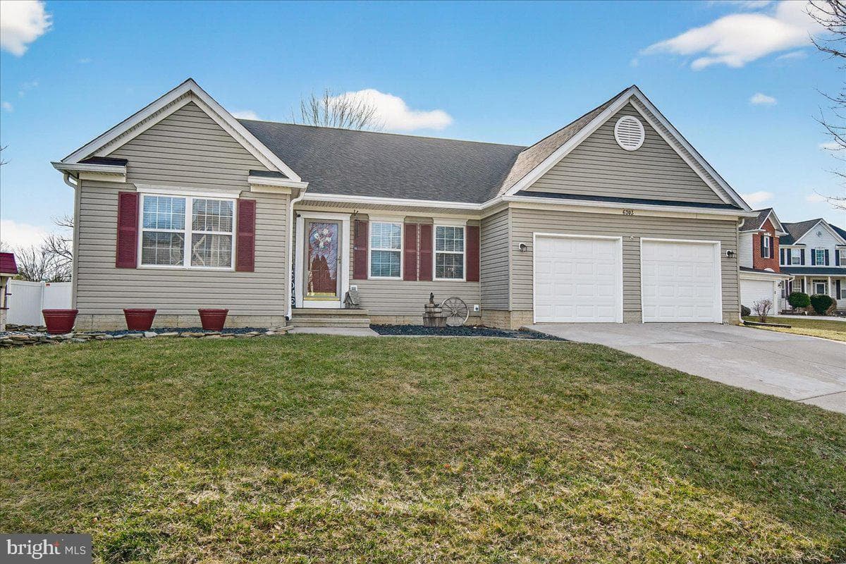6303 Edgeware Court photo 73