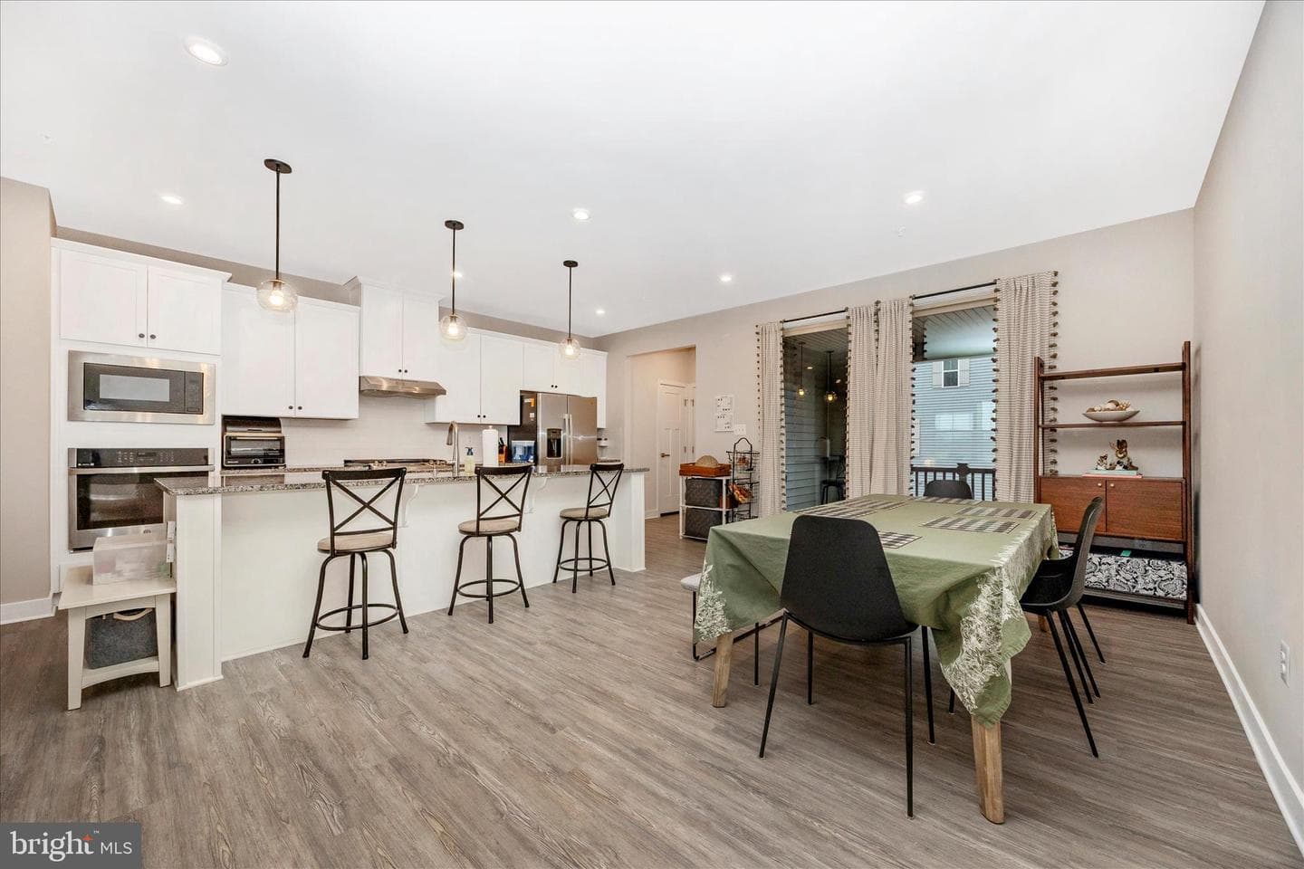 3462 Sunset Ridge Drive photo 18